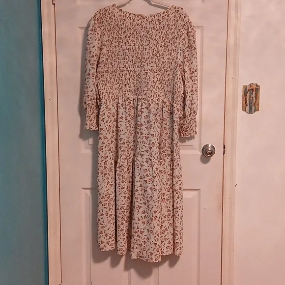 **SOLD** off Poshmark - Picture 3 of 4